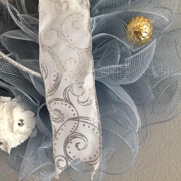 Blue/gray Christmas wreath ☃️ - Picture 5 of 6